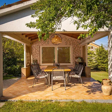 Beautiful Villa Celeste