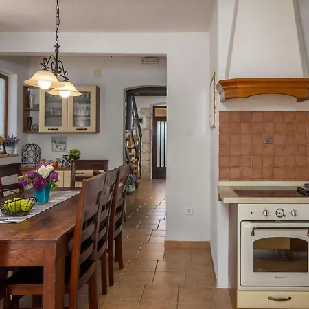 Beautiful Villa Celeste