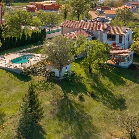 Villa Beautiful Villa Celeste
